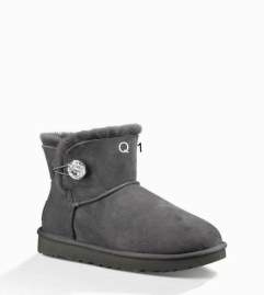 Picture of UGG Shoes _SKUUGGsz35-40ML010819751